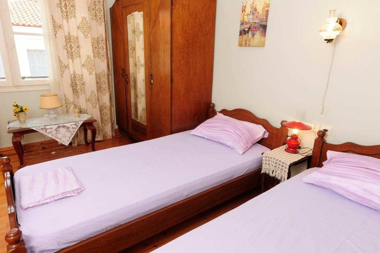 Zeta'S Vintage House In The Centre Of สปาร์ติ ภายนอก รูปภาพ